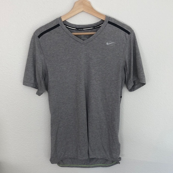 Nike Running Men’s Elite Tee 640110-060 - Small - Picture 1 of 12